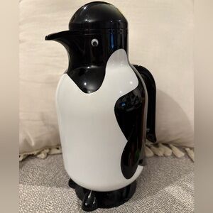 Vintage Metrokane Penguin Thermos 🐧